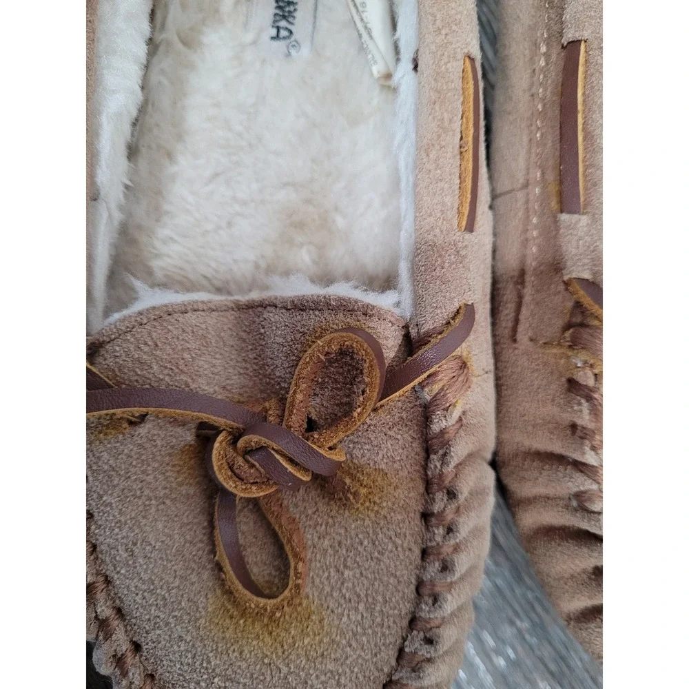 Minnetonka Cally Suede Faux Fur Lined Moccasin Slippers Tan Brown Size 2 Kids #5